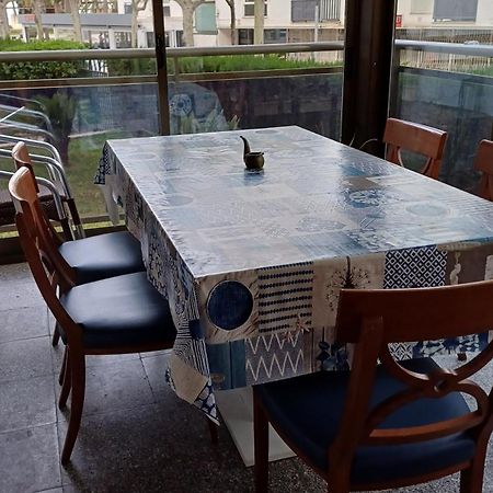 Apartamento En 1ª Linea De Mar En Salou Bagian luar foto